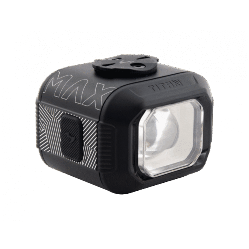 Titan Max (1700lm)